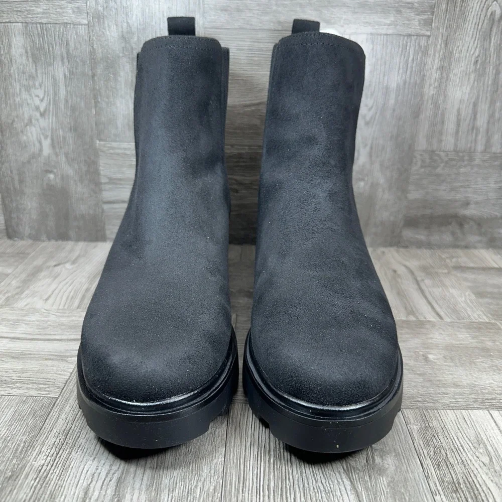 Kensie Emily Chelsea Boots Women 8M Black Lug Sole Faux Suede Ribbed NEW